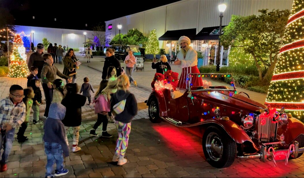 PictureOrlando Christmas Carolers for hire, Holiday entertainment, holiday entertainers
